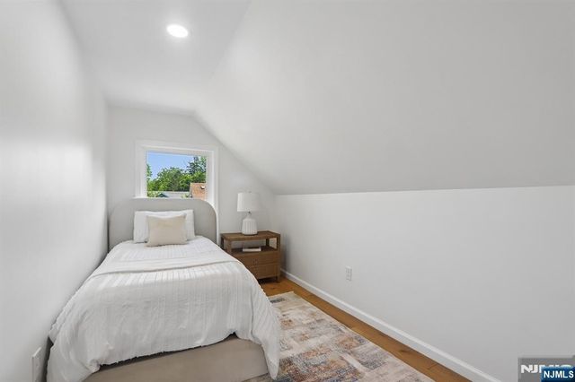 6 Norfolk Avenue, Maplewood, NJ 07040