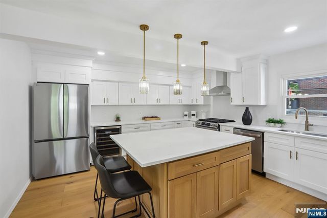 6 Norfolk Avenue, Maplewood, NJ 07040