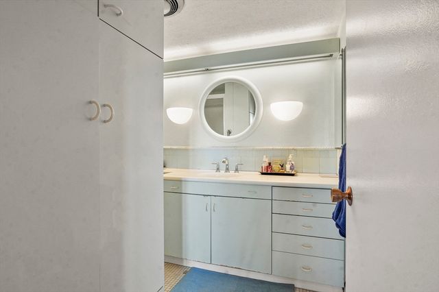 280 Boylston Street 904, Newton, MA 02467