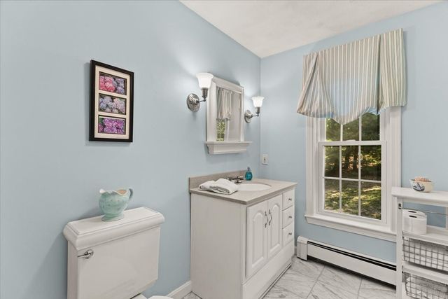 521 West Street 12, Duxbury, MA 02332