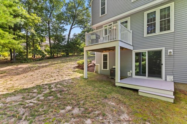 521 West Street 12, Duxbury, MA 02332