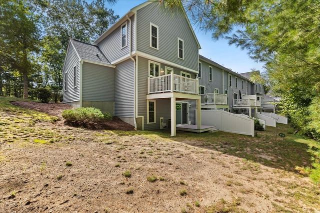 521 West Street 12, Duxbury, MA 02332