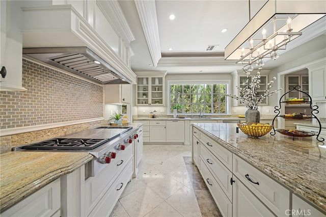 1118 S 4th Avenue, Arcadia, CA 91006