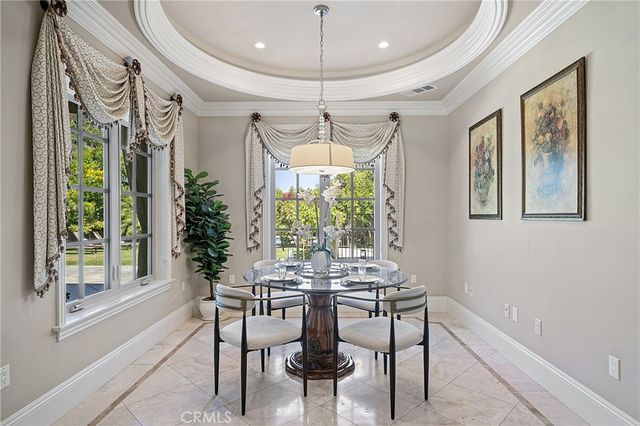 1118 S 4th Avenue, Arcadia, CA 91006