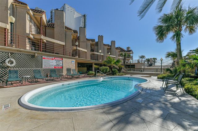 7312 Seawall Boulevard 217, Galveston, TX 77551