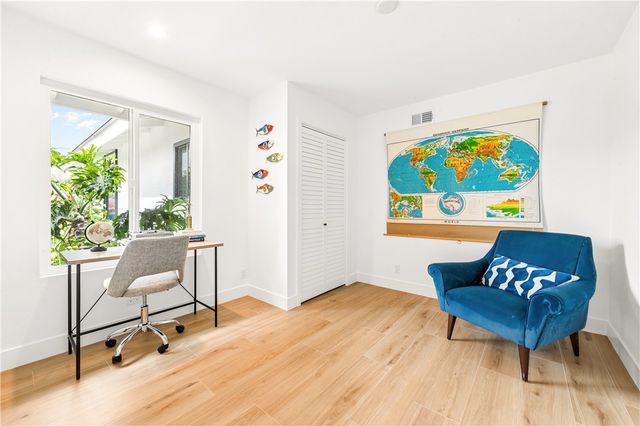 20692 Kelvin, Huntington Beach, CA 92646