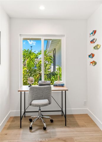 20692 Kelvin, Huntington Beach, CA 92646