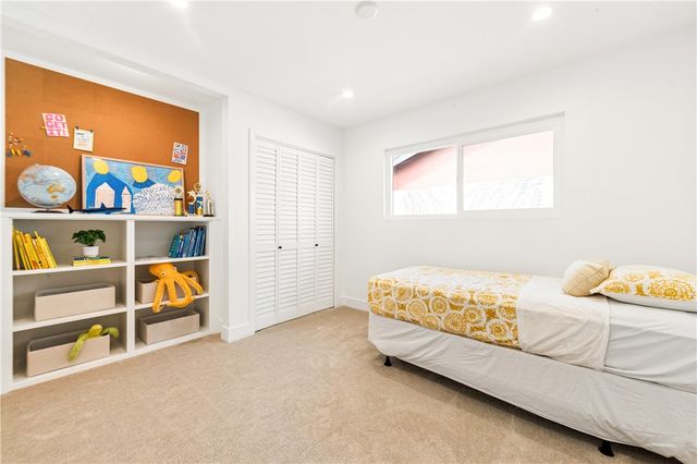 20692 Kelvin, Huntington Beach, CA 92646