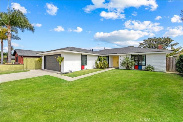 20692 Kelvin, Huntington Beach, CA 92646