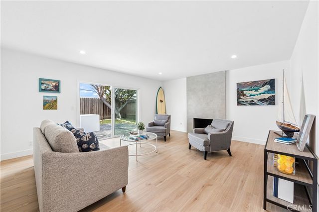 20692 Kelvin, Huntington Beach, CA 92646