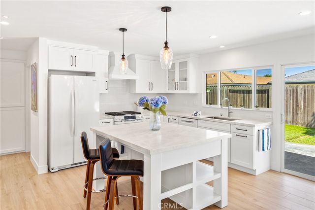 20692 Kelvin, Huntington Beach, CA 92646