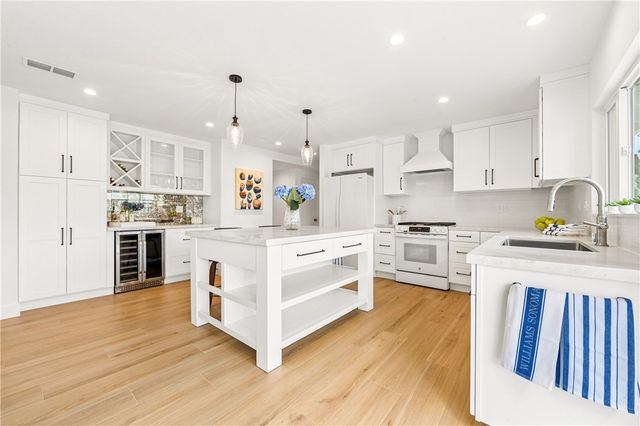 20692 Kelvin, Huntington Beach, CA 92646