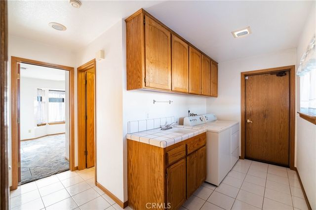 14032 Tioga Street, Oak Hills, CA 92344