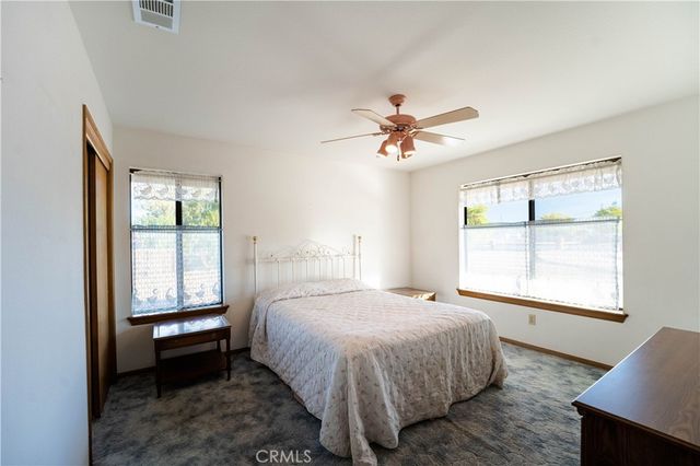 14032 Tioga Street, Oak Hills, CA 92344