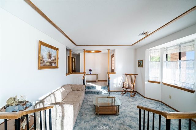 14032 Tioga Street, Oak Hills, CA 92344