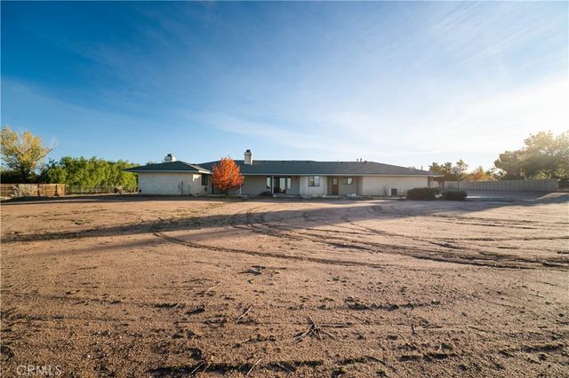 14032 Tioga Street, Oak Hills, CA 92344