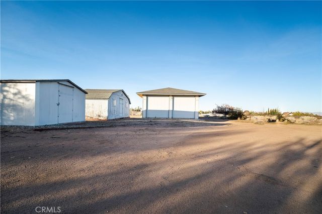 14032 Tioga Street, Oak Hills, CA 92344