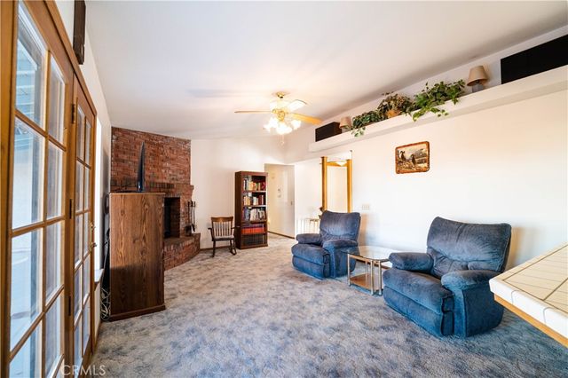 14032 Tioga Street, Oak Hills, CA 92344