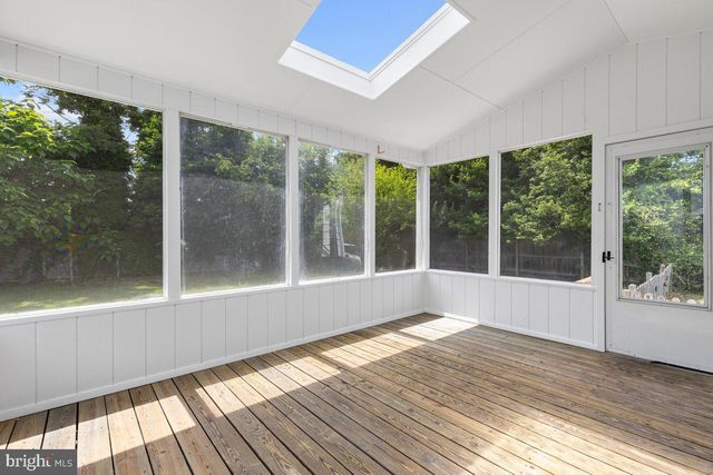 182 LINDEN LN, Princeton, NJ 08540