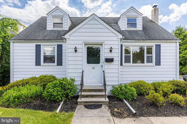 182 LINDEN LN, Princeton, NJ 08540