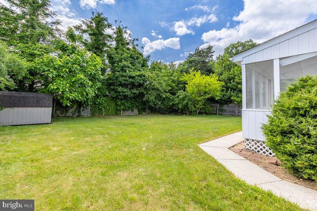 182 LINDEN LN, Princeton, NJ 08540