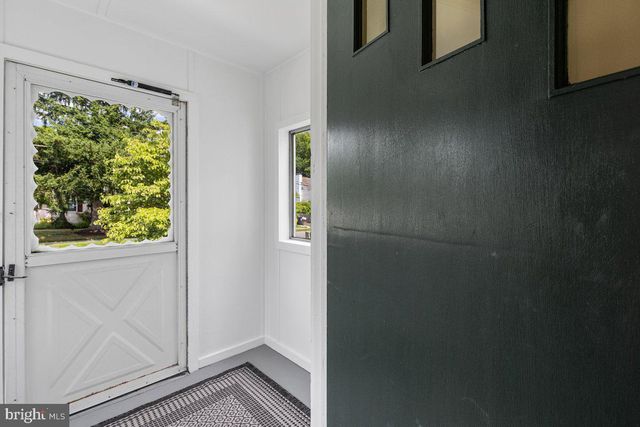 182 LINDEN LN, Princeton, NJ 08540