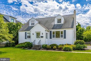 182 LINDEN LN, Princeton, NJ 08540