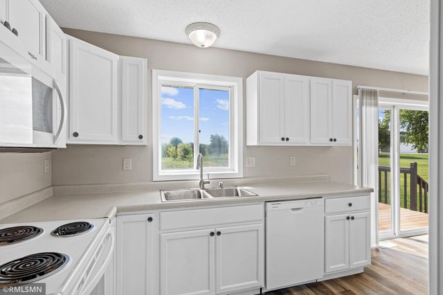 1469 142nd Street, New Richmond, WI 54017