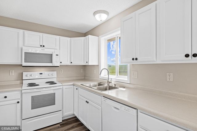 1469 142nd Street, New Richmond, WI 54017