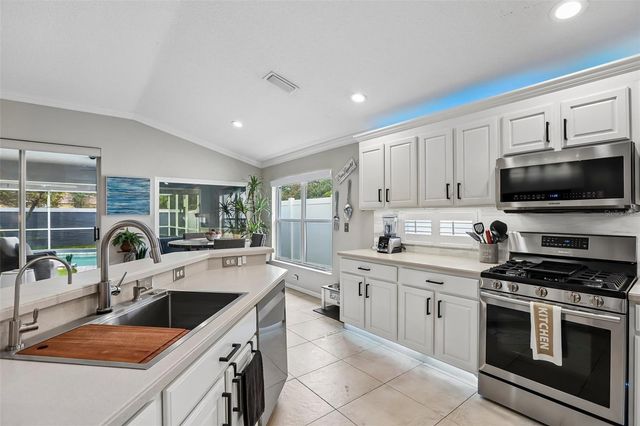 19009 FALCONS PLACE, Tampa, FL 33647