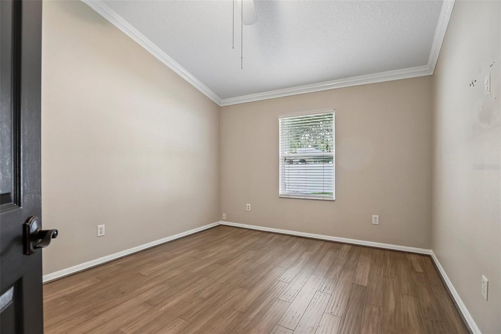 Image 24 of property listing at 19009 FALCONS PLACE, Tampa, FL 33647