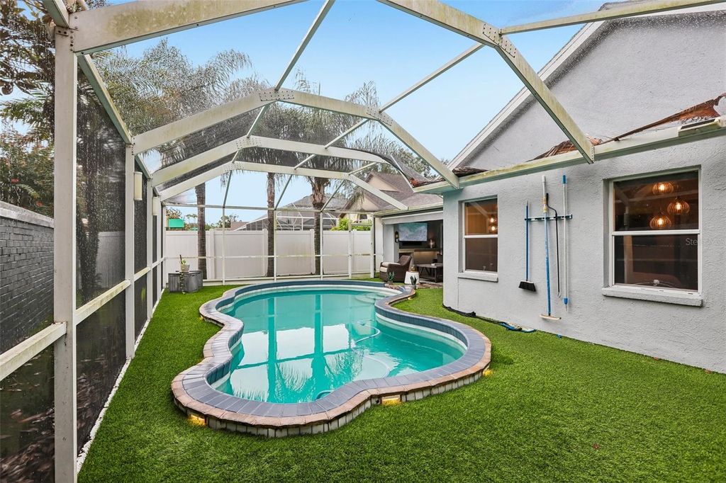Image 32 of property listing at 19009 FALCONS PLACE, Tampa, FL 33647