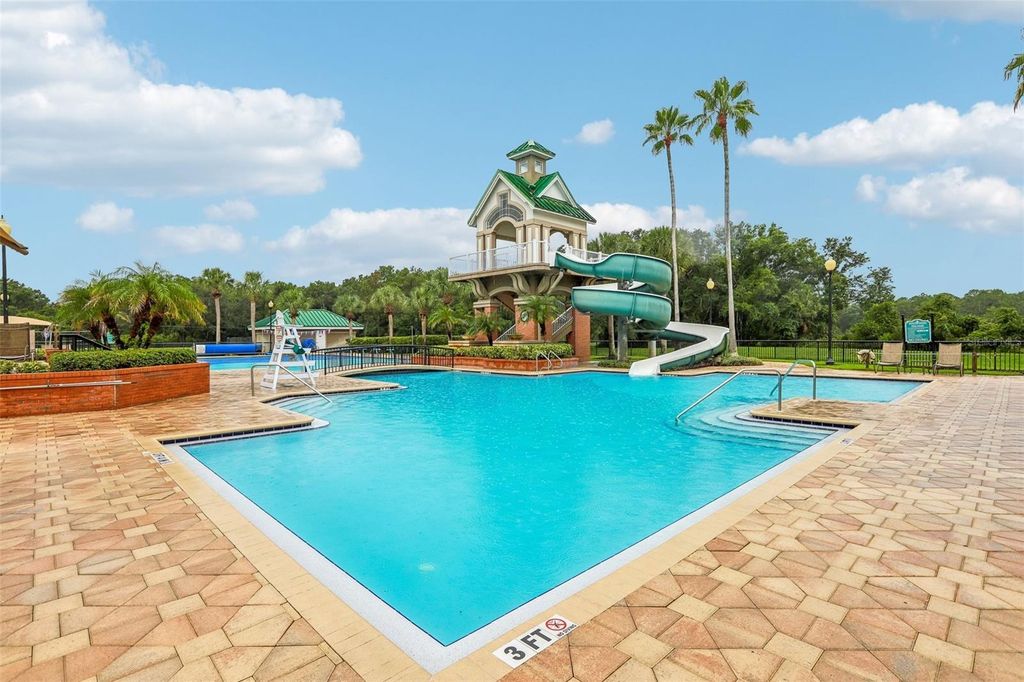 Image 42 of property listing at 19009 FALCONS PLACE, Tampa, FL 33647