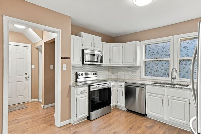 3411 Lee Avenue N, Crystal, MN 55422