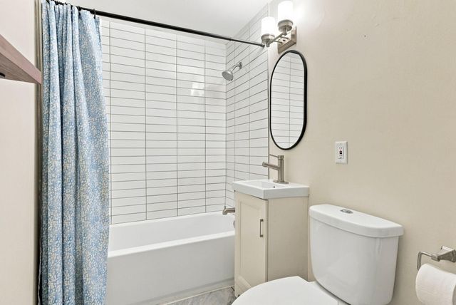3411 Lee Avenue N, Crystal, MN 55422