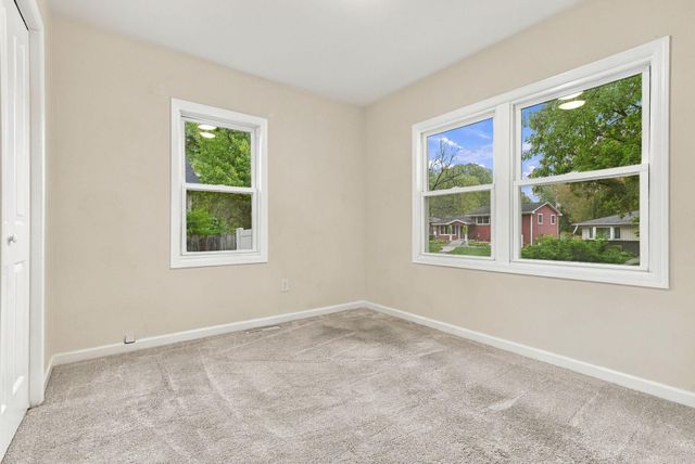 3411 Lee Avenue N, Crystal, MN 55422