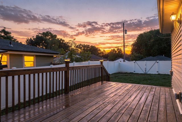 3411 Lee Avenue N, Crystal, MN 55422