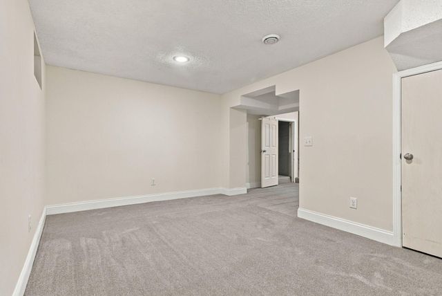 3411 Lee Avenue N, Crystal, MN 55422