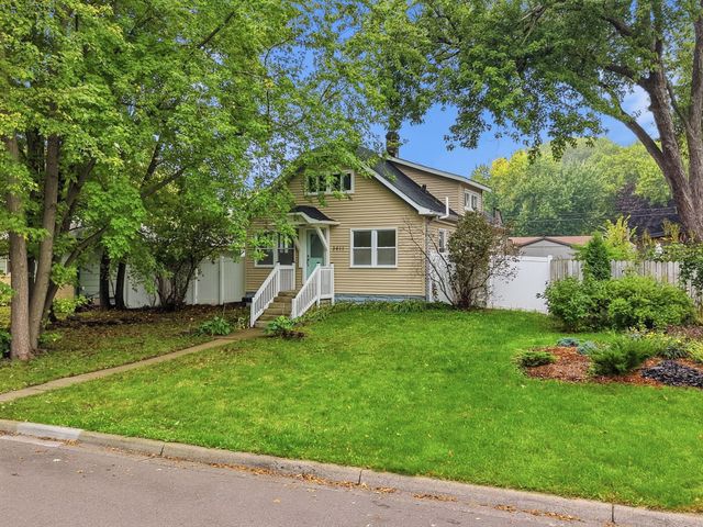 3411 Lee Avenue N, Crystal, MN 55422