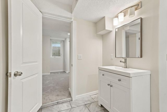 3411 Lee Avenue N, Crystal, MN 55422