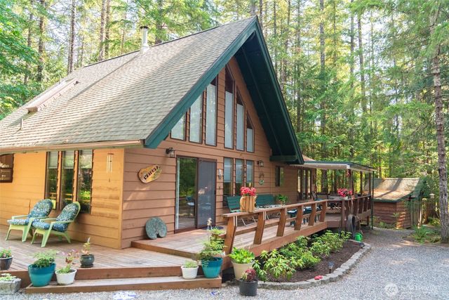 30 N Mt Jupiter Place, Hoodsport, WA 98548