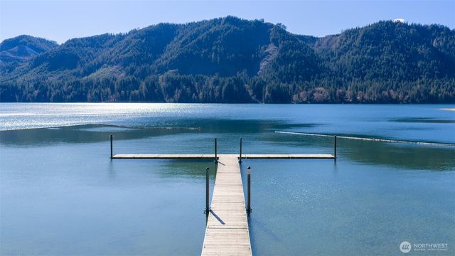 30 N Mt Jupiter Place, Hoodsport, WA 98548