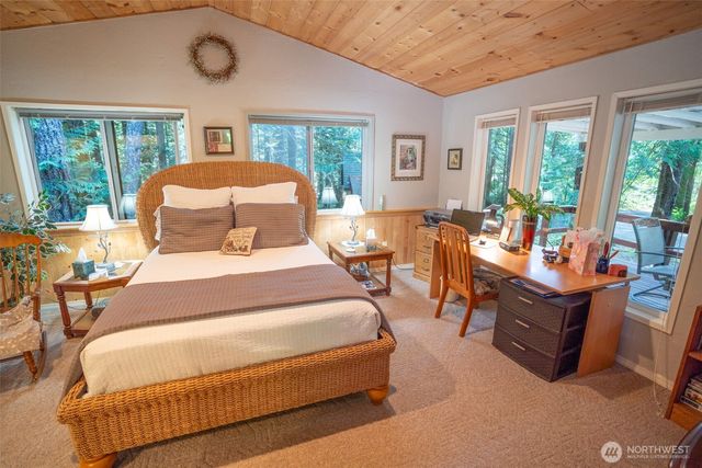 30 N Mt Jupiter Place, Hoodsport, WA 98548