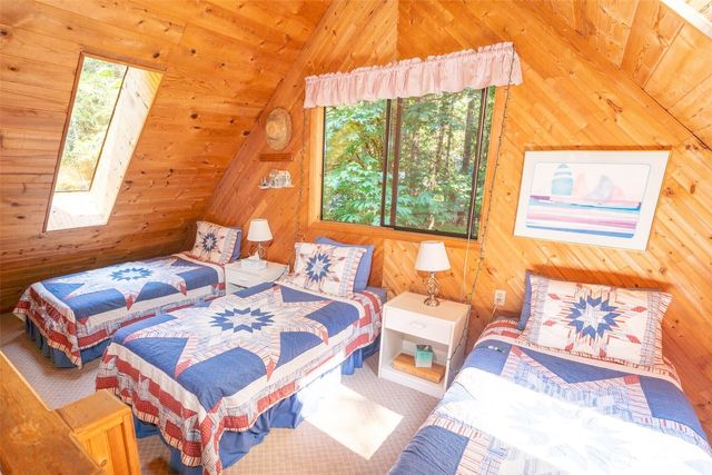 30 N Mt Jupiter Place, Hoodsport, WA 98548