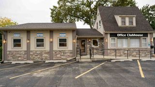 914 N Lake Street 2, Mundelein, IL 60060