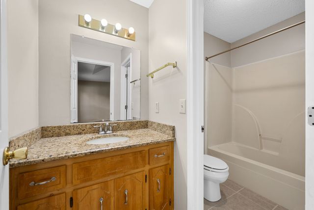 942 Princeton Drive, Clarksville, TN 37042