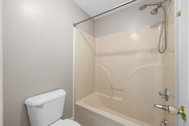 942 Princeton Drive, Clarksville, TN 37042