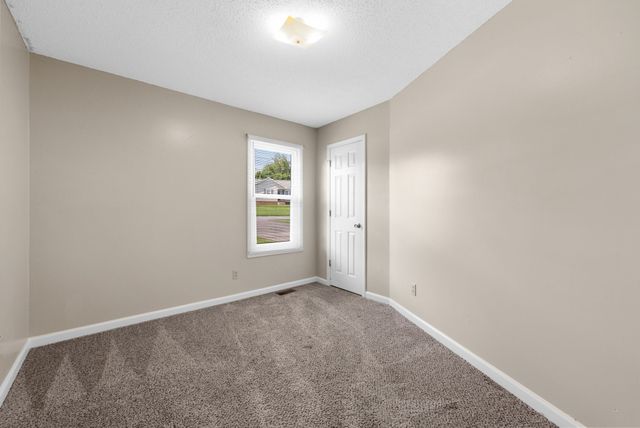 942 Princeton Drive, Clarksville, TN 37042