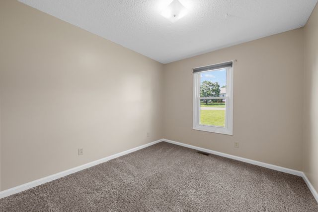 942 Princeton Drive, Clarksville, TN 37042