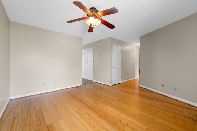 942 Princeton Drive, Clarksville, TN 37042